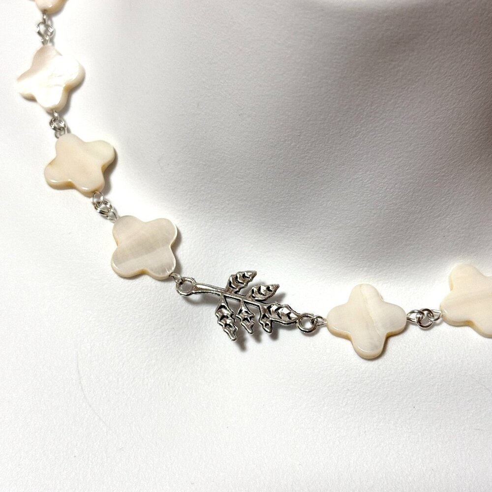 White Mother of Pearl Clover Beaded Short Necklace + Silver Leaf Branch Pendant